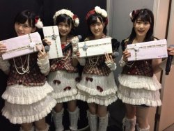 hkt48g: Unjo Hirona (Kenkyuusei), Murakawa Bibian (Team TII), Sakamoto Erena (Team TII), Oda Ayaka (Kenkyuusei)