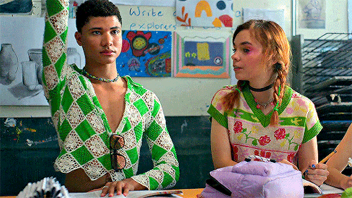 DARREN & QUINNIHEARTBREAK HIGH (2022)