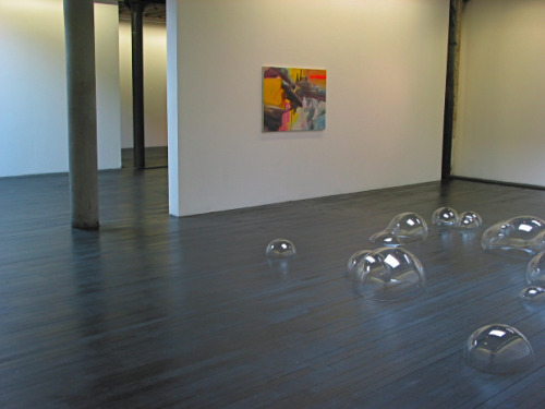 littlelimpstiff14u2: The Giant Bubbles of Luka Fineisen The work of artist Luka Fineisen seems like 