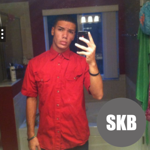 dominicanmen:  #GayBlatinoNerdLove Presents: Dominican.Men - Enjoy the show! 4/2/14 http://dominicanmen.tumblr.com 