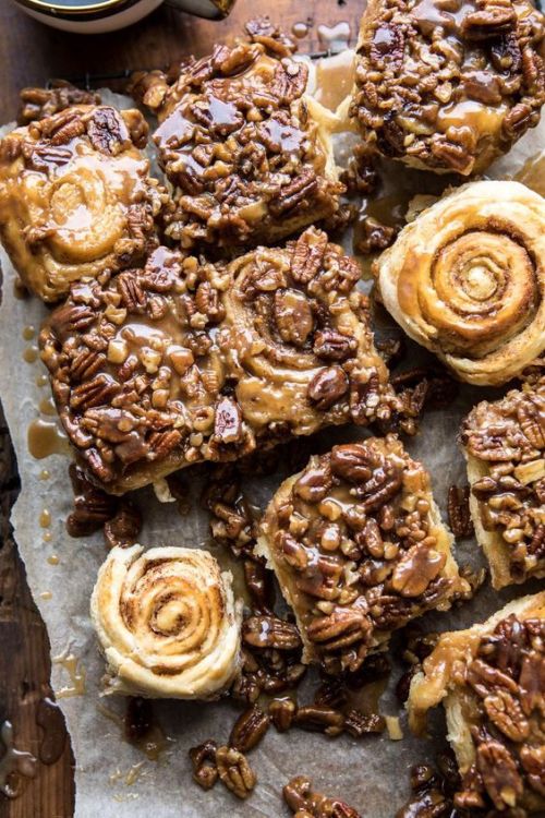 antikristrecipes:  Extra Sticky Maple Pecan