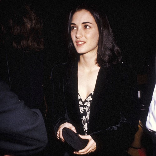 dicaprio-diaries:Winona Ryder at The Sixth Annual American Cinematheque Award Salute - March 23, 199