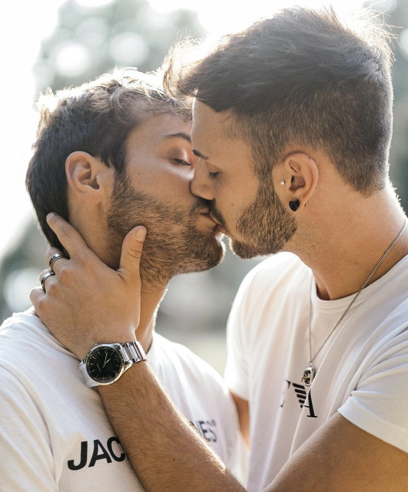 6857f92a862a95d2515d49b91612059bc7bdf23f.pnj