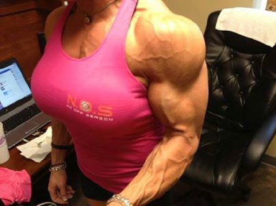 kilroy123arr:  fightingboots:  Aleesha Young  Wow! 