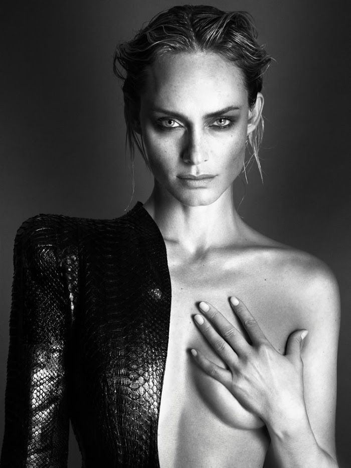 Amber Valletta by Mert Alas and Marcus Piggott (Interview, Sep. 2013). Via Le Clown