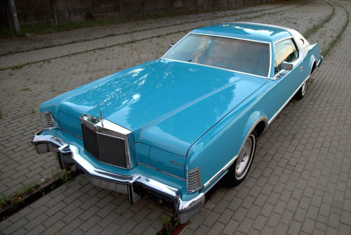 1976 Lincoln Continental-Givenchy Edition