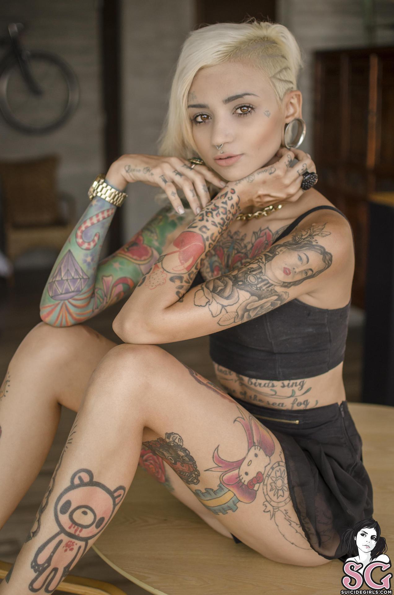 myfavoritesuicidegirls:  