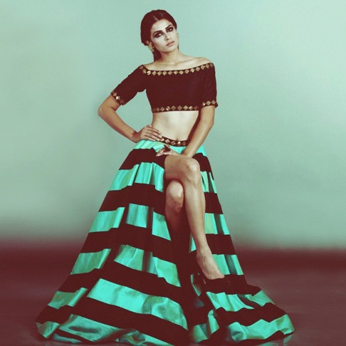 perniaspopupshop:  Racing Special: New take on festive collection by Priyal Prakash. #perniaspopupsh