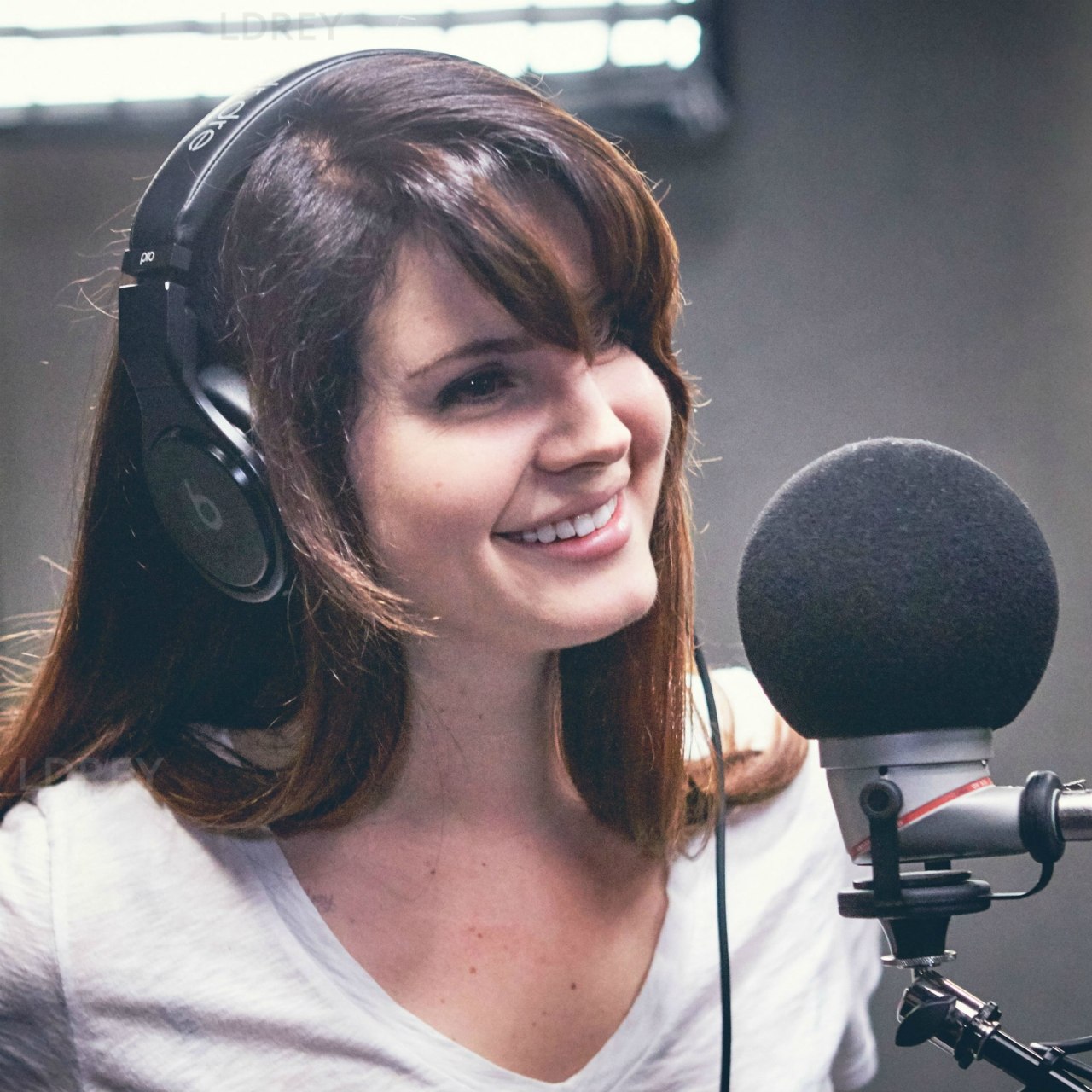 themotelroses:  Listen to Zane Lowe’s Beats 1 Radio Interview with Lana Del Rey,