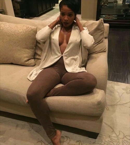 jazziedad:  Sexy&Gorgeous Ms Devonshire ❤❤❤
