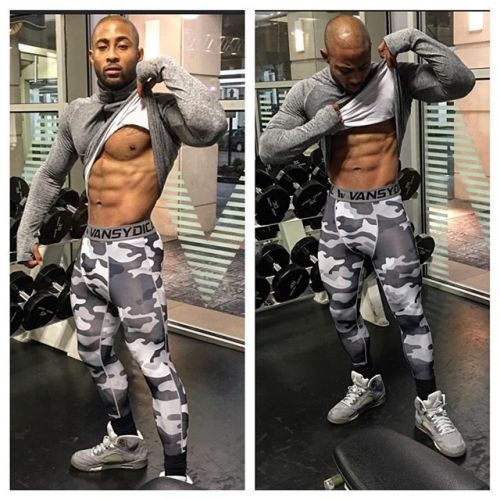 bigred8722:  twist-fate:  http://twist-fate.tumblr.com/archive IG iCANDY   Nice
