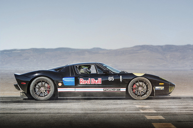 theautobible:Missile by AlexMurtaza on Flickr.