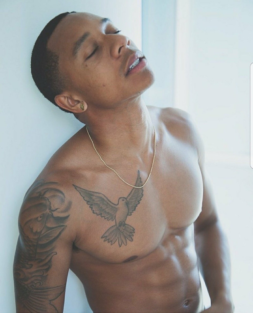 melaninmuscle:DERON HORTON