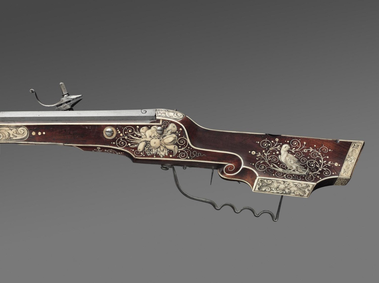 Wheellock rifle crafted by georg mueller of munich 1605 from the