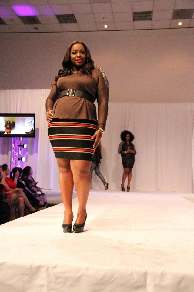 planetofthickbeautifulwomen:  Samantha Lebbie @ The Haute Curves LA Fashion Show