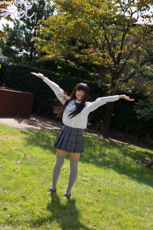 黒宮れい（School uniform pleated mini skirt - 02）