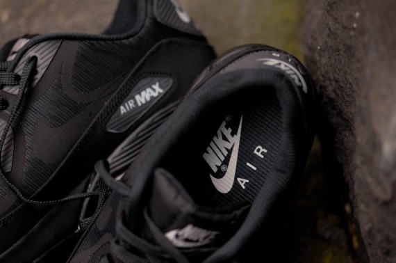 sneakhers:  Nike Air Max 90 CMFT PRM Tape “Reflective” – Black