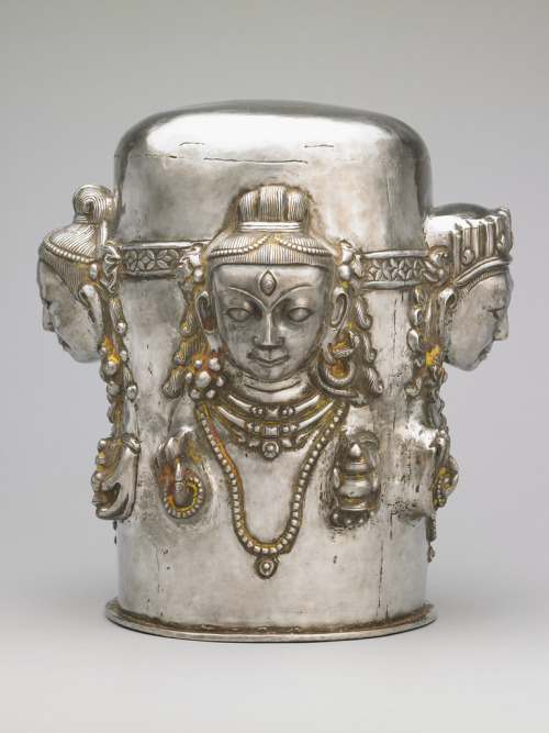 hinducosmos:Four-faced Linga19th century. Nepal. Silver, repoussé(via Rubin Museum of Art)