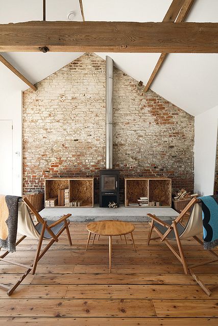 thescandinaviansideoflife:  Architect Carl Turner Ochre Barn Norfolk, England