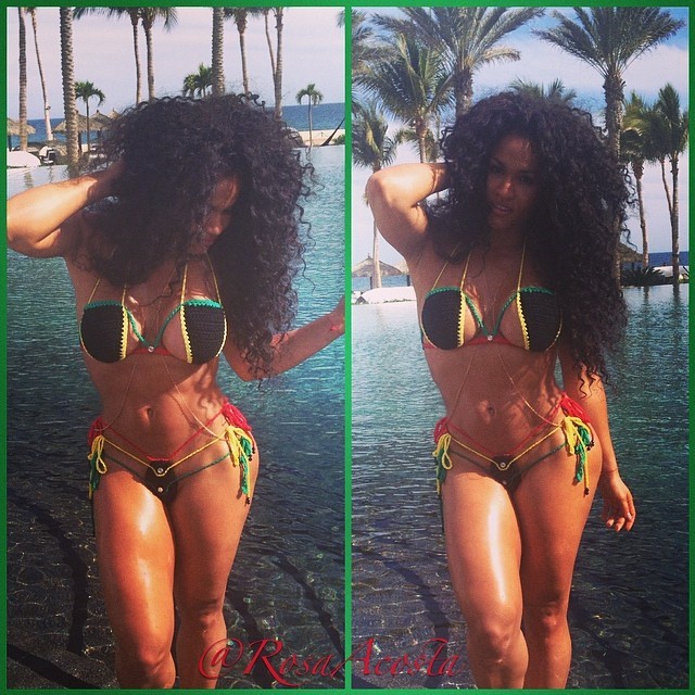 fashionistasrus:  Instagram: rosaacosta
