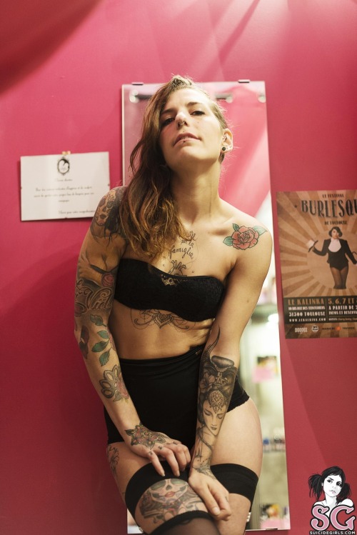 suicidegirlslover:  Vidaloca Suicide 