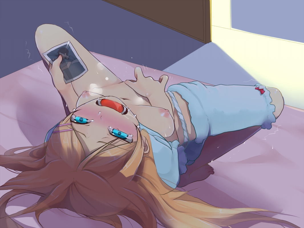 ecchi420hentai:  This is so hot and it doesn’t even show much! 
