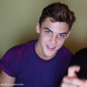 magcon-pack:  If you take please give the creditsSe você pegar por favor dê os