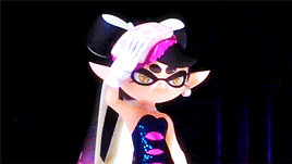 meme12345bunny:  Callie at the Squid Sisters Japan Expo performanceMarie   my Callie~