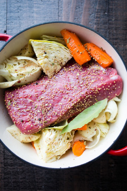 foodffs:  CORNED BEEF AND CABBAGE RECIPEReally nice recipes. Every hour.Show me what you cooked!