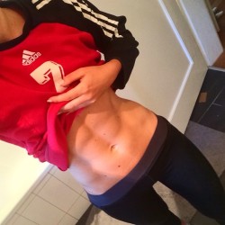 fitgymbabe:  FitGymBabe.com - Follow me for