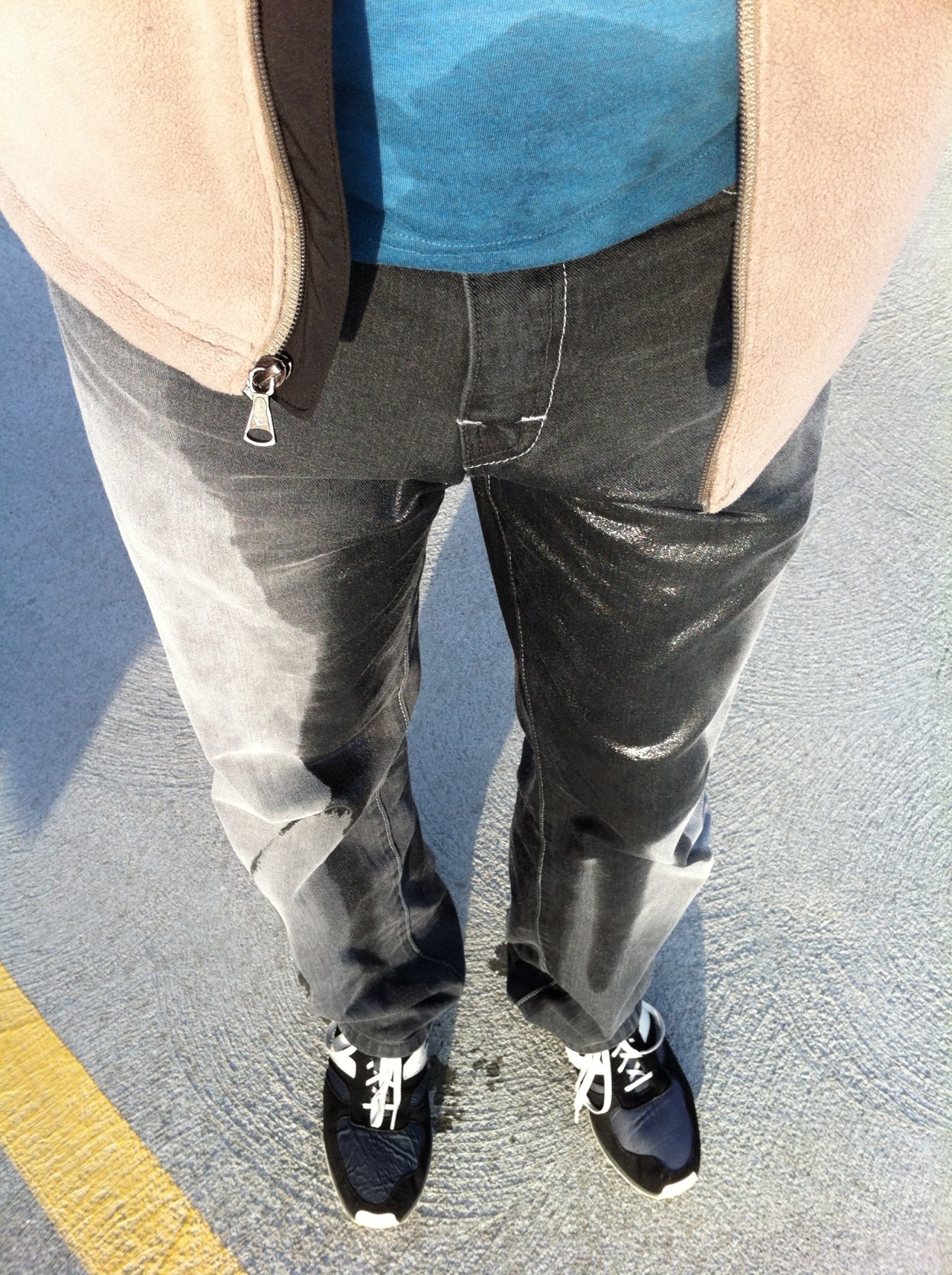 tattsandkink1:  soggypants2:  Rode the train wearing wet pants, and totally lost
