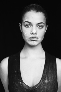 sfilate:  billykidd:   Hailey Clauson was