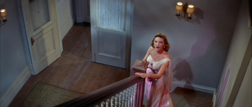 right-in-your-eye-candy:  certain-woman:The Girl Can’t Help It (1956), dir. Frank Tashlin Julie London <3