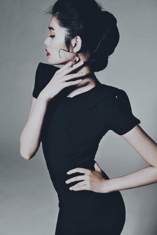 Zac Posen / Pre-Fall 2014 Model: Ming Xi / Xi Mengyao