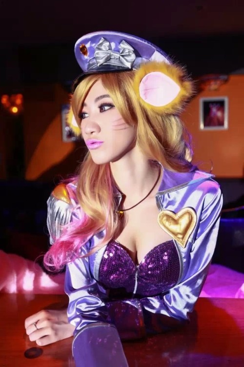 Porn league-of-legends-sexy-girls:Ahri Cosplay photos