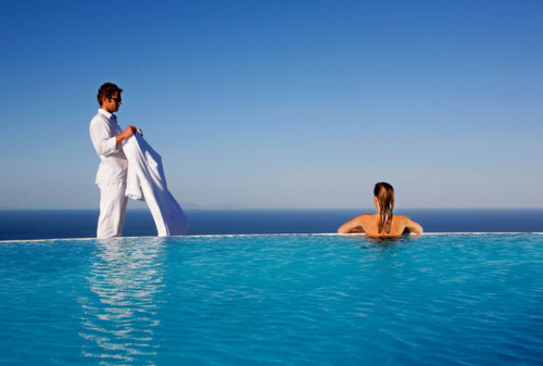 Carpe Diem Santorini: Style and Romance on Greece’ Most Seductive IslandSurrounded by pure romance, 