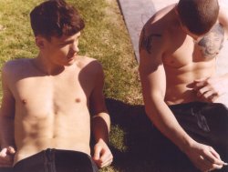 serpientes:&lsquo;Somewhere In Griffith Park' Joey Kirchner and Simon Nessman for the Summer/Autumn 00 issue of Arena Homme photographed by Alasdair McLellan.