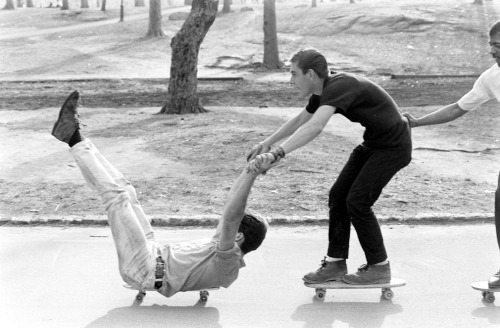 buzzfeedrewind: Vintage photos of NYC skateboarding in the 1960s.