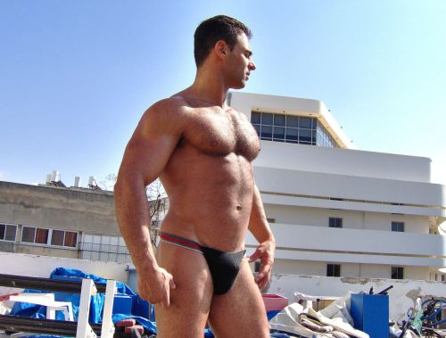 fuckyeahdaddies:  Loads of Daddies at Fuck Yeah Daddies.Click Here to Follow Fuck Yeah Daddies.