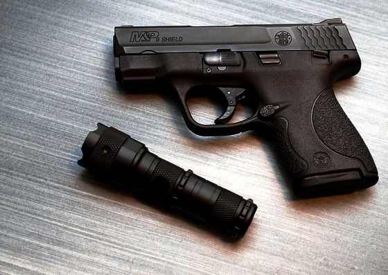 gunsknivesgear:  How to Choose A Defensive Handgun, Part VI: 9mms and .38s If you