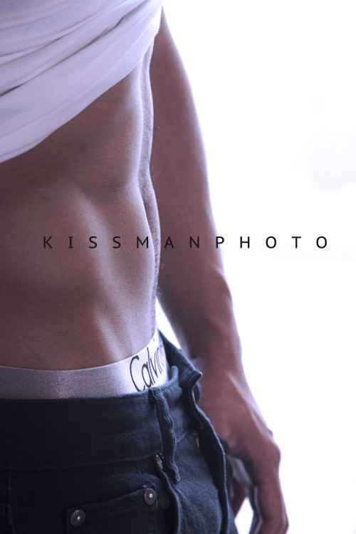 kissmanphoto123:我的LINE：  kissmanphoto   