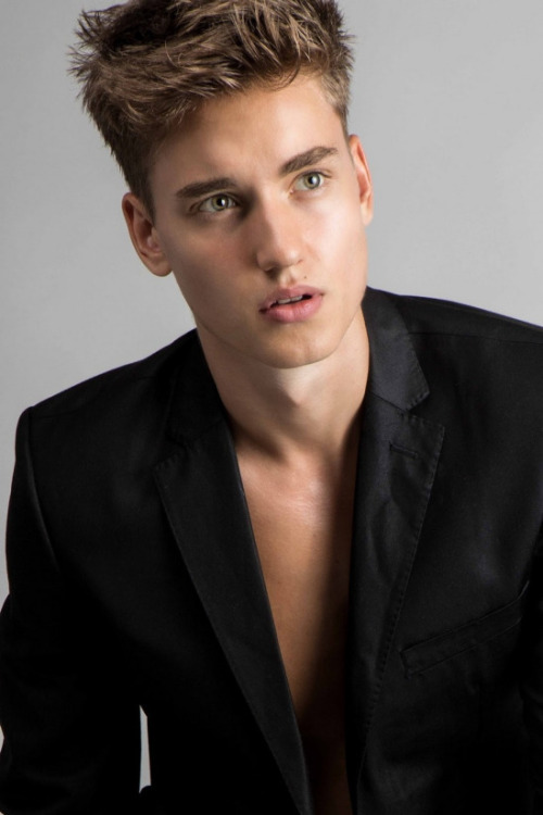 magicalparadisefestival:  Ivan Vuckovic, Model