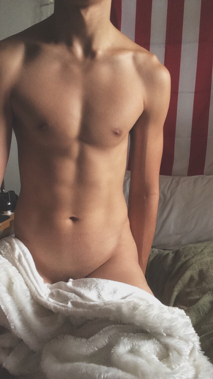 speedo-boys-and-gays:  #gayboy #Gay #gayporn #gaysex #gayvideo