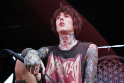 fvckingdemise:  Bring Me The Horizon by dtphotographer@ymail.com