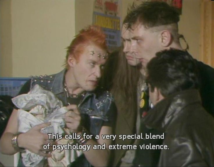 anarchynpop:  When someone upsets my friend   @foxybaggins