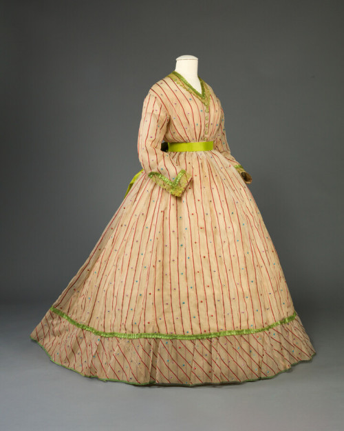 Dress, 1868-70From the Maryland Center for History and Culture