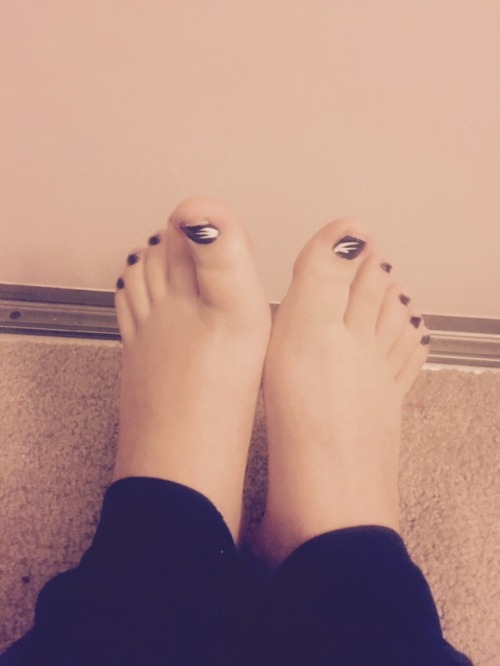 sierra-marie94: sierra-marie94: feet and toes of yours truly ❤️ Thank you