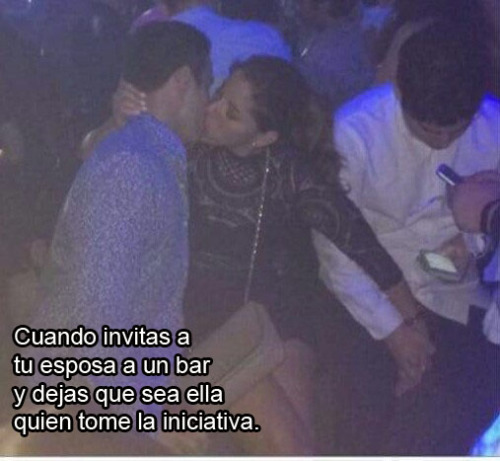 Síguenos En: Http://hotwifecomplices.tumblr.com/ 