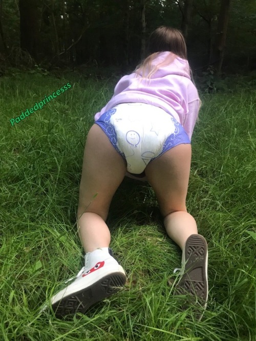 pxddedprince: paddedprincesss: Forest walk with daddy and he sneaked a suppository in my bum!! Then 