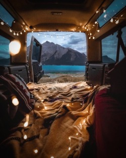 utwo:  Van Life© marti gutfreund